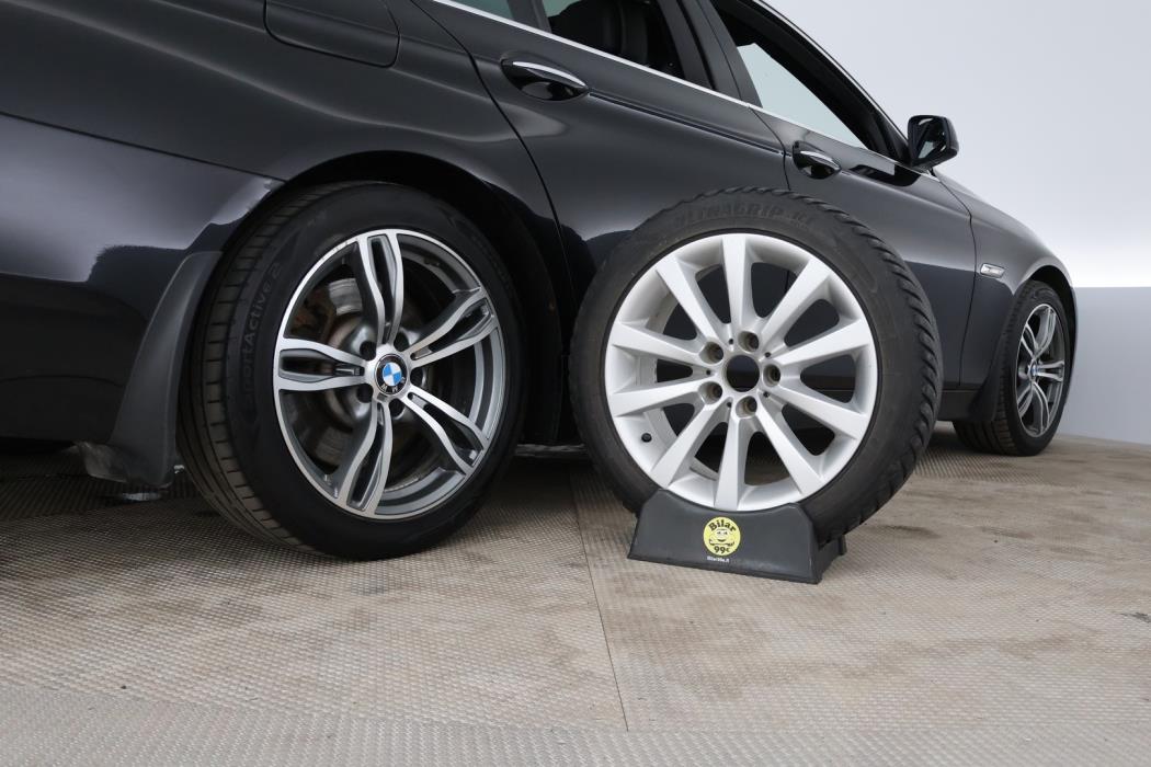 BMW 530 2011