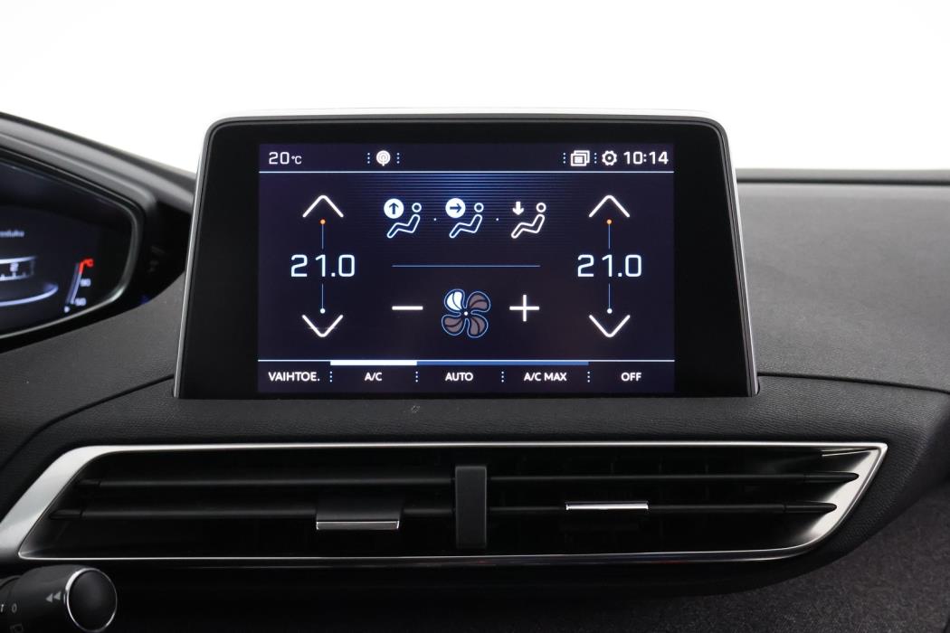 PEUGEOT 5008 2018