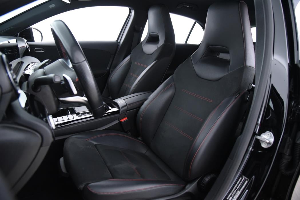 MERCEDES-BENZ A 2020