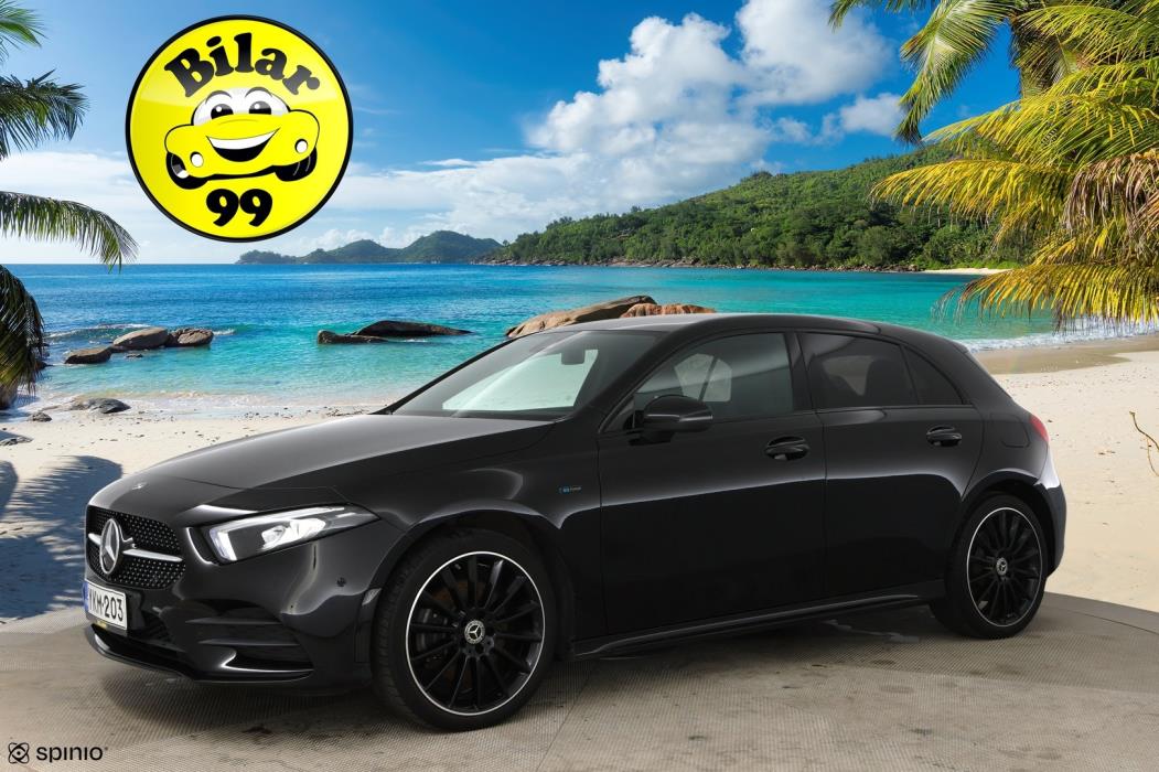 MERCEDES-BENZ A 2020