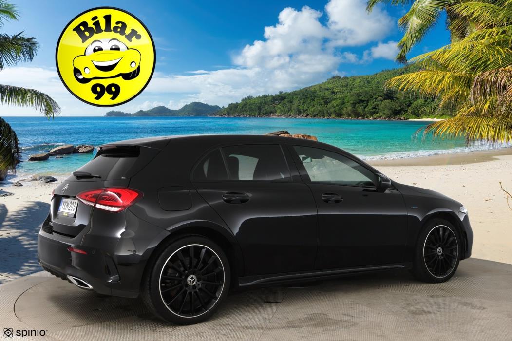 MERCEDES-BENZ A 2020