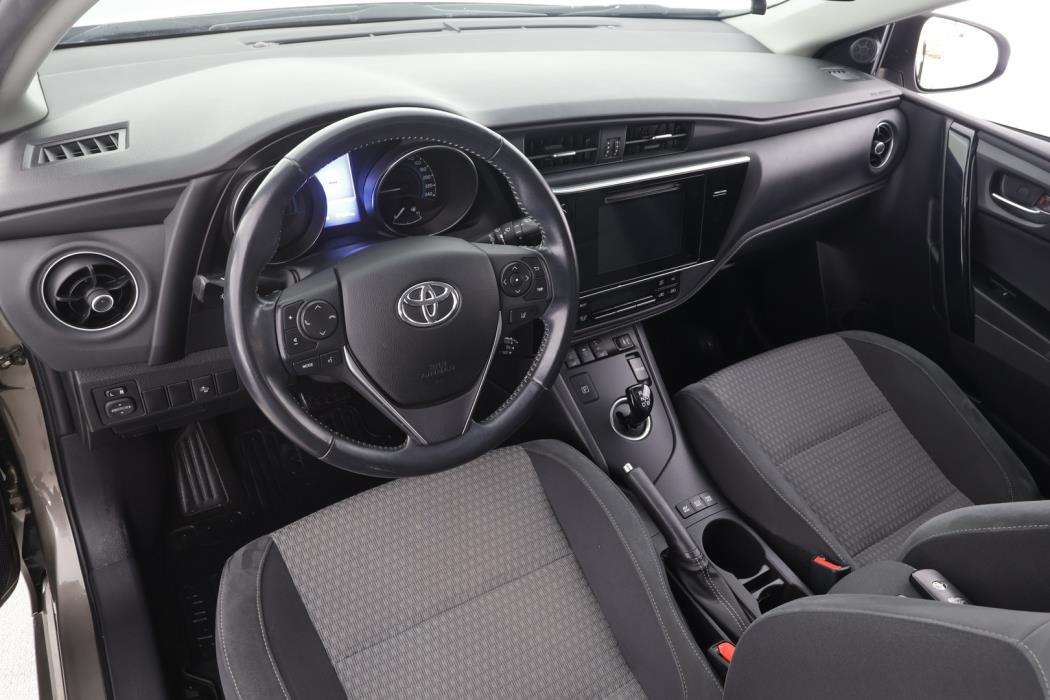 TOYOTA Auris 2019