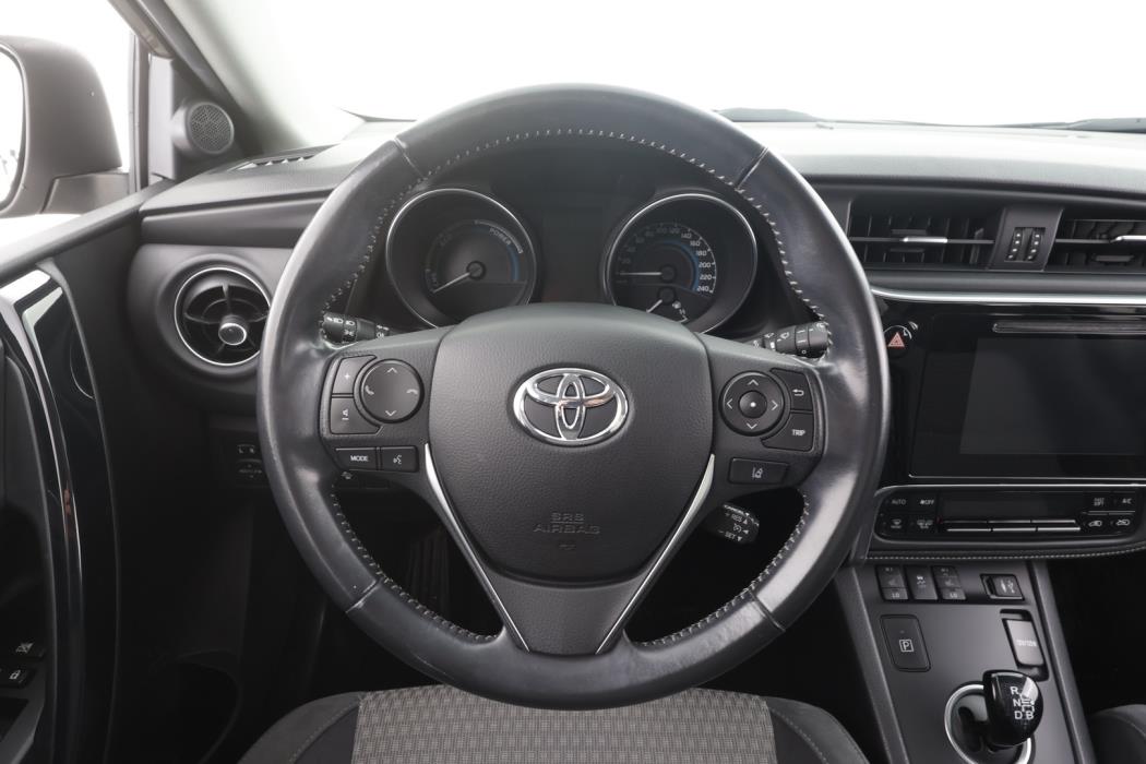TOYOTA Auris 2019
