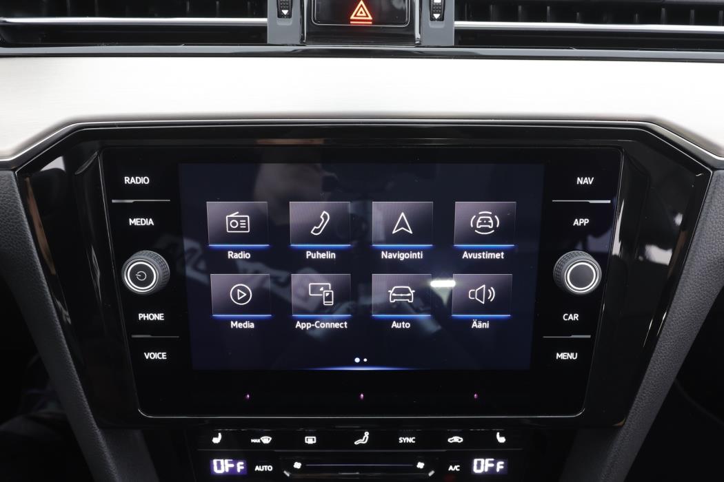 VOLKSWAGEN Passat 2022