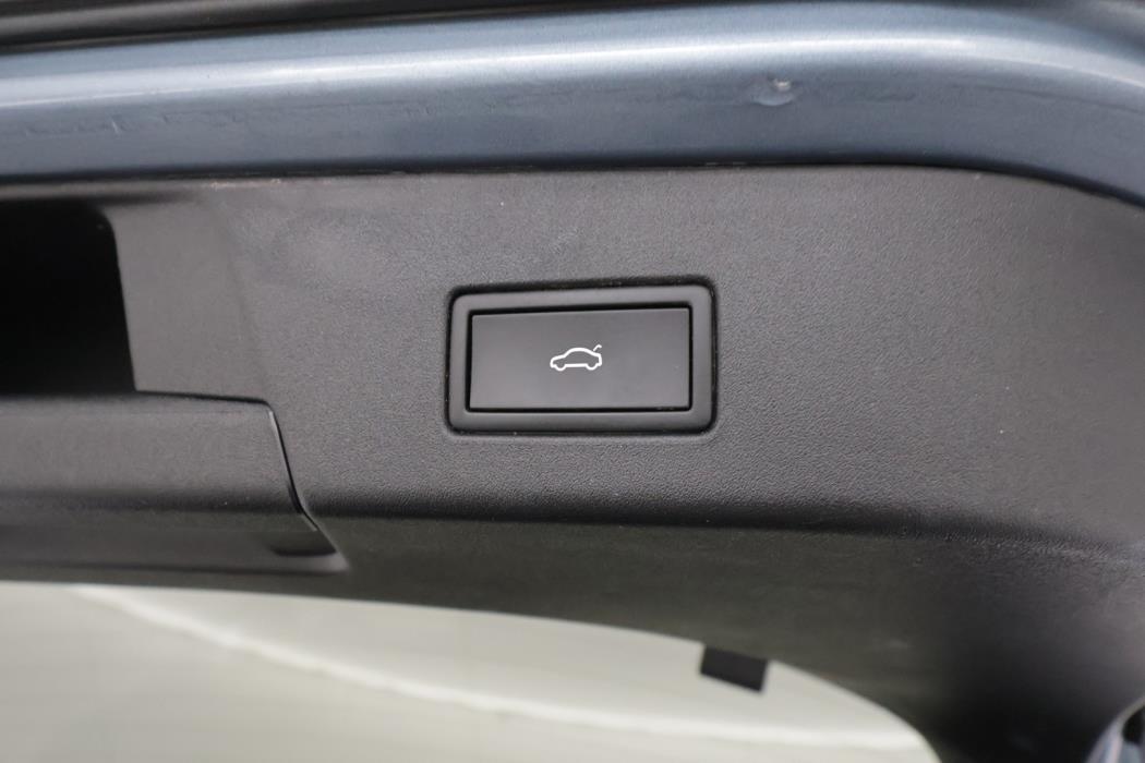 VOLKSWAGEN ID.5 2023