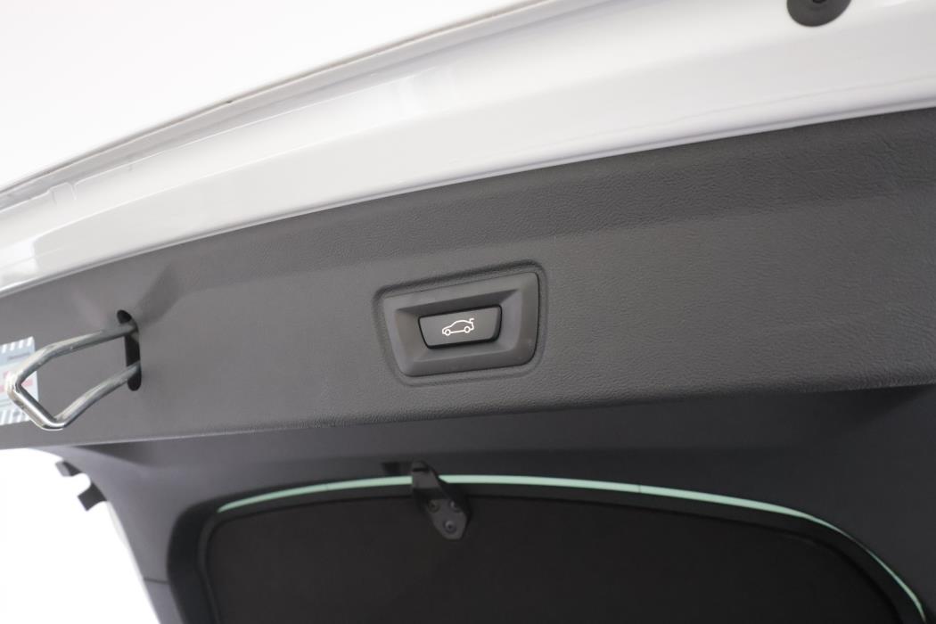 BMW i4 2023