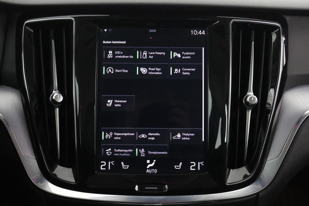 VOLVO V60 2020