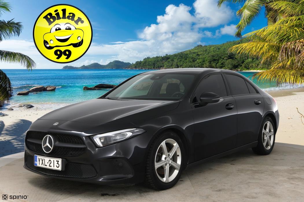 MERCEDES-BENZ A 2021