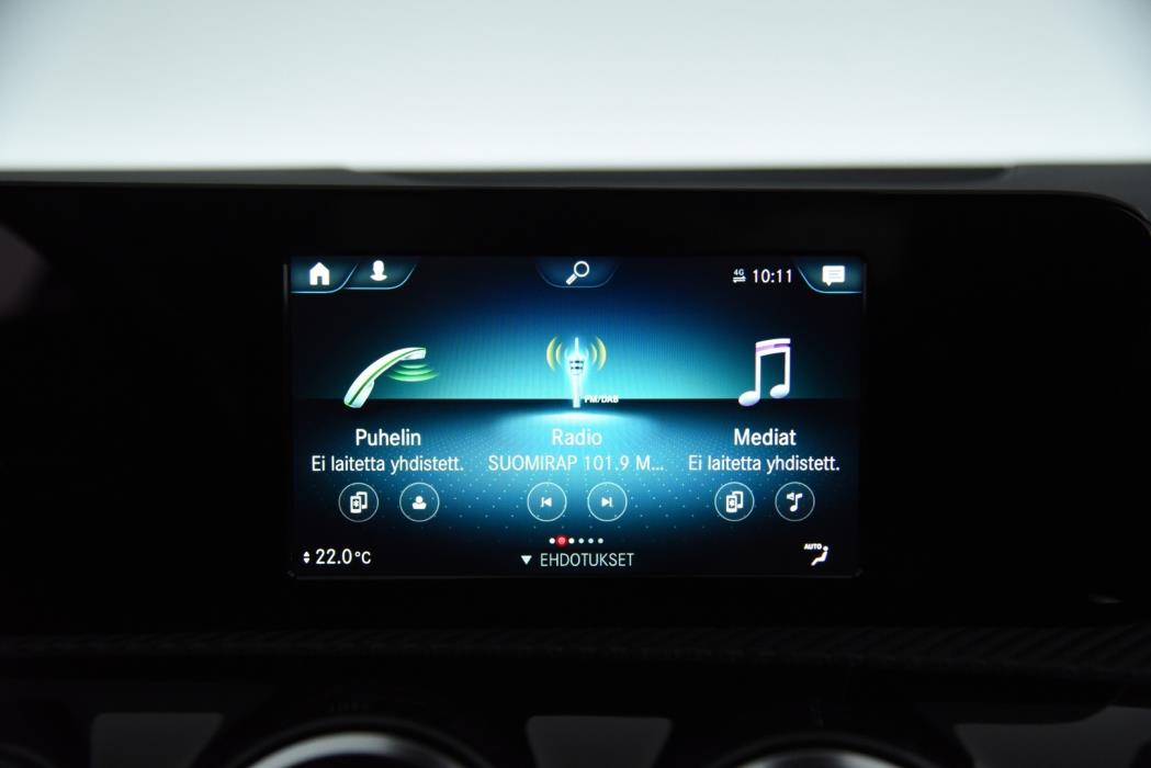 MERCEDES-BENZ A 2021