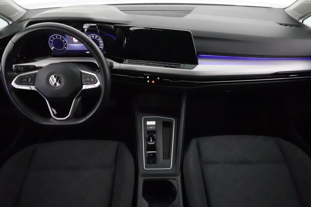 VOLKSWAGEN Golf 2021