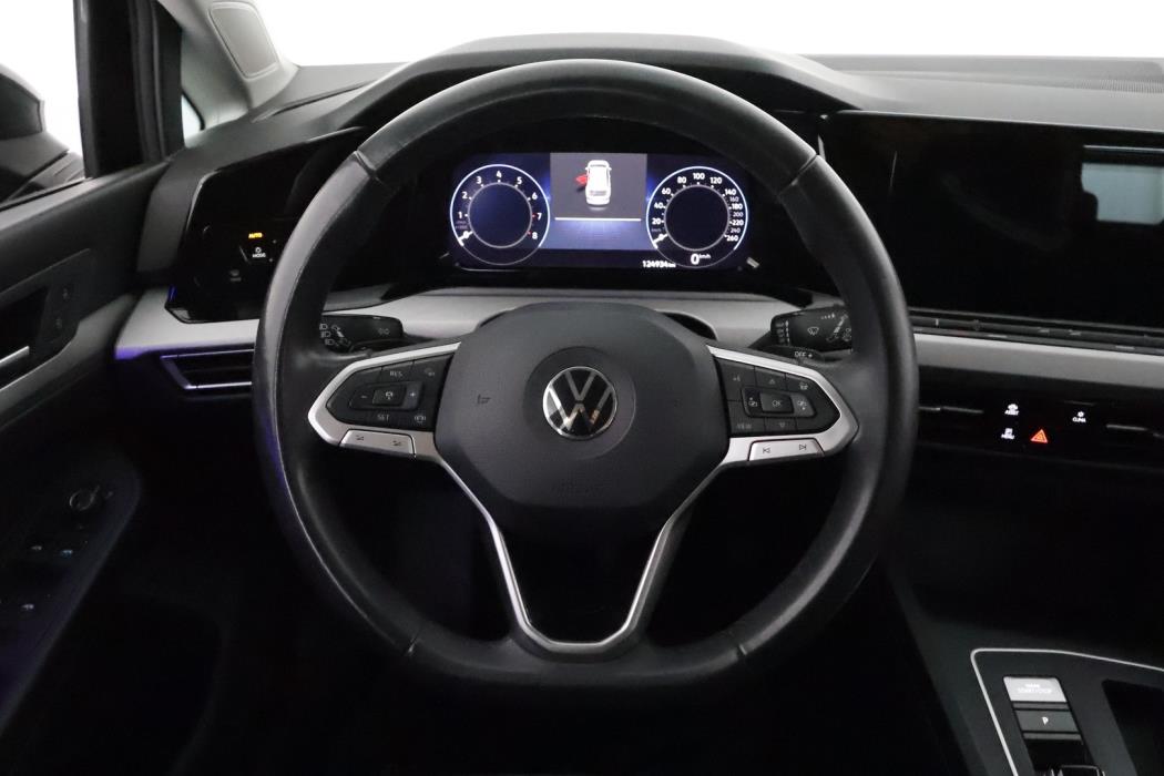 VOLKSWAGEN Golf 2021