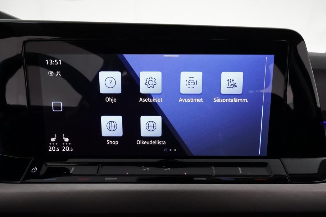 VOLKSWAGEN Golf 2021