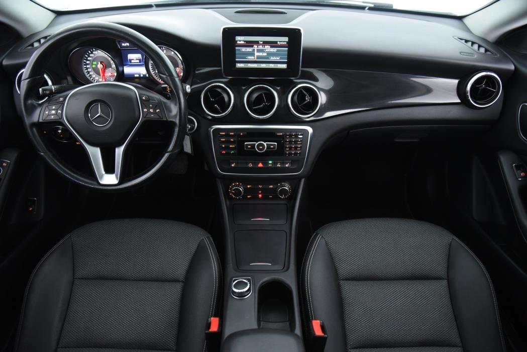 MERCEDES-BENZ CLA 2014