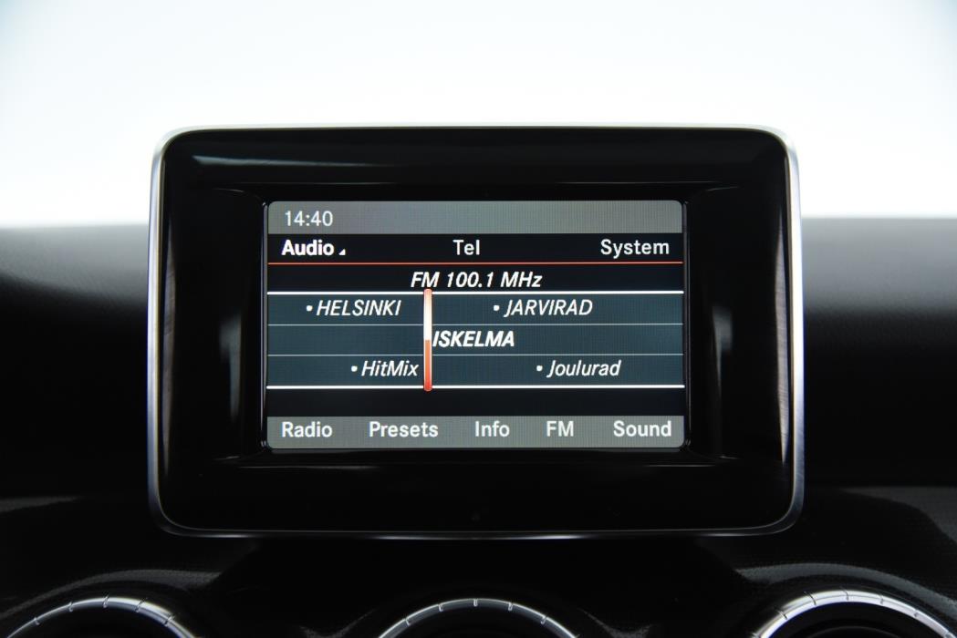 MERCEDES-BENZ CLA 2014