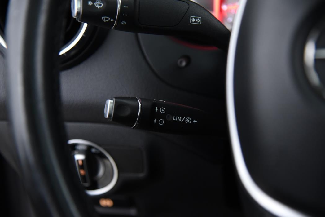 MERCEDES-BENZ CLA 2014