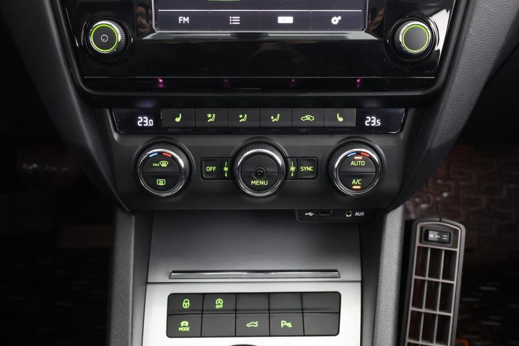 SKODA Octavia 2016