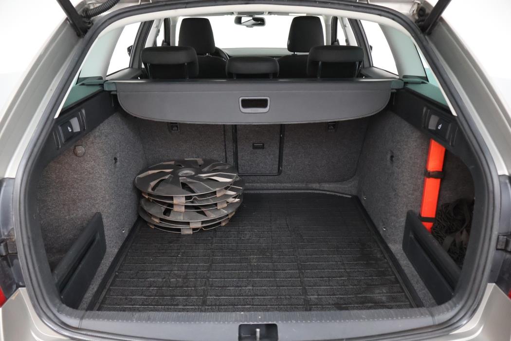 SKODA Octavia 2016