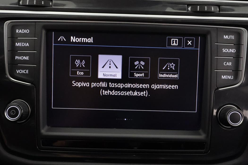 VOLKSWAGEN Tiguan 2017