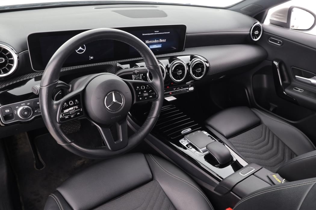 MERCEDES-BENZ A 2019