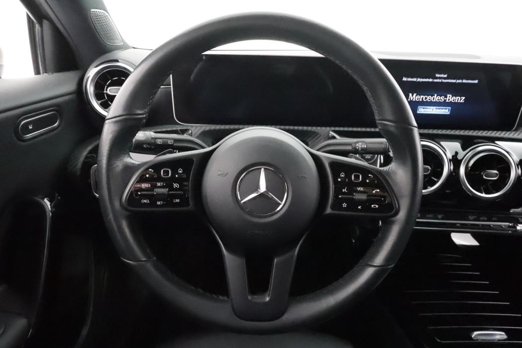 MERCEDES-BENZ A 2019