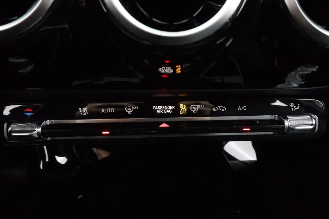 MERCEDES-BENZ A 2019