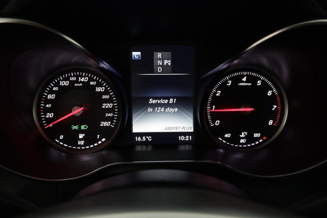 MERCEDES-BENZ C 2016