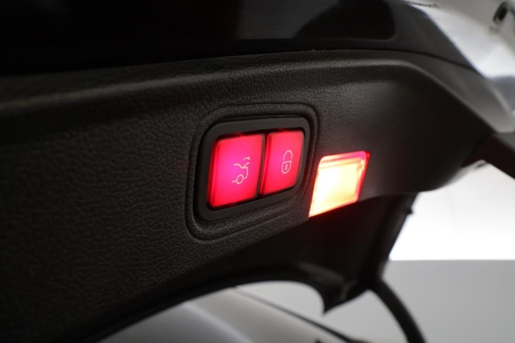 MERCEDES-BENZ C 2016