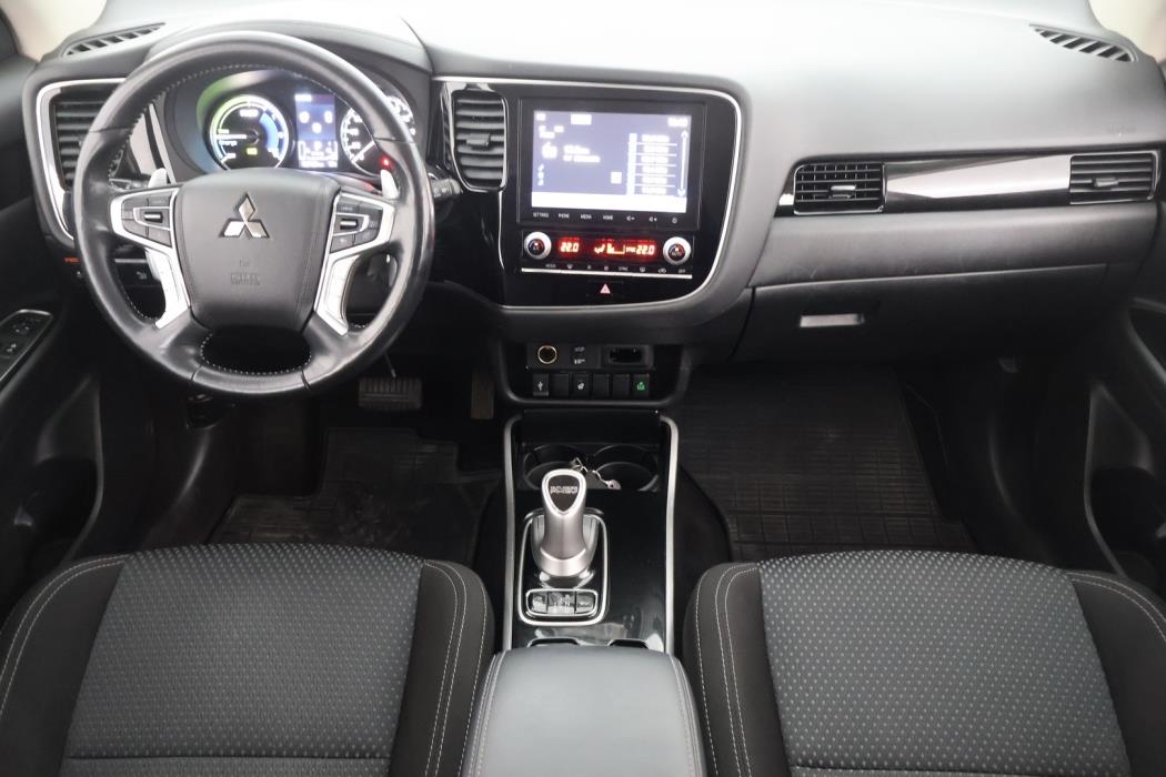 MITSUBISHI Outlander PHEV 2021