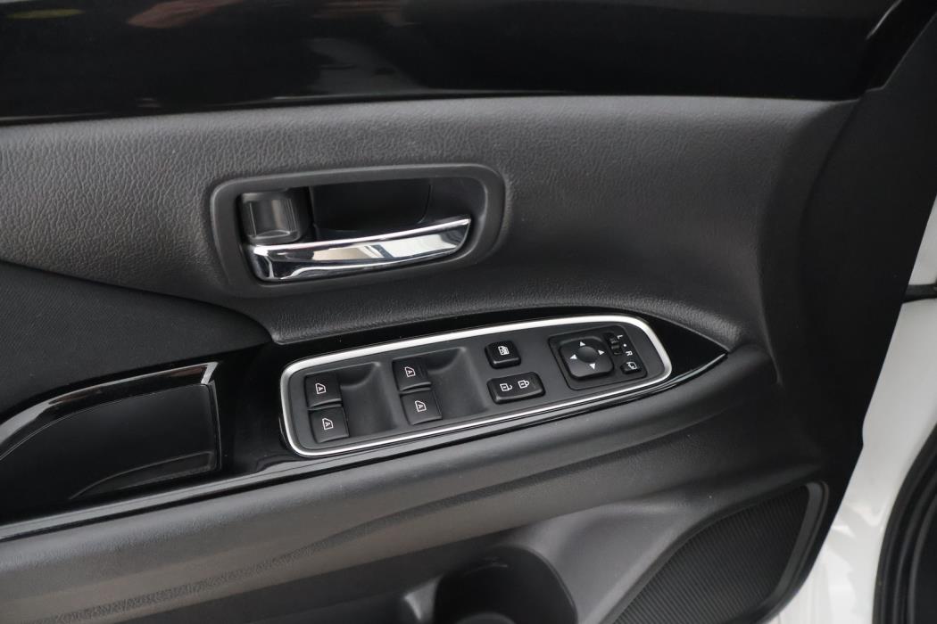 MITSUBISHI Outlander PHEV 2021