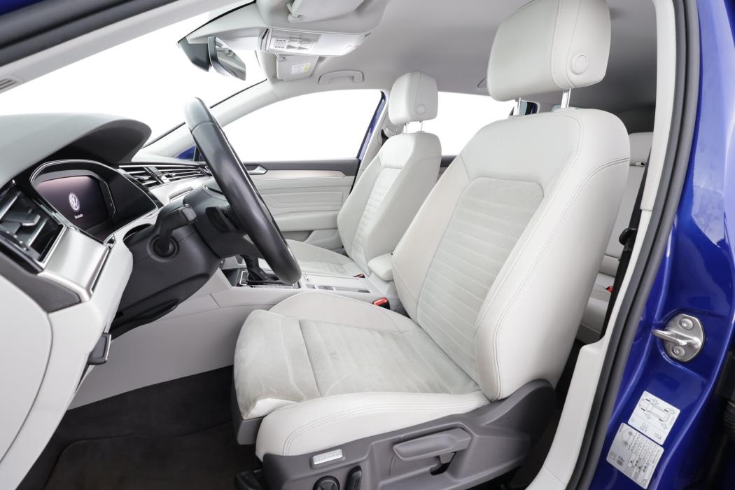 VOLKSWAGEN Passat 2020