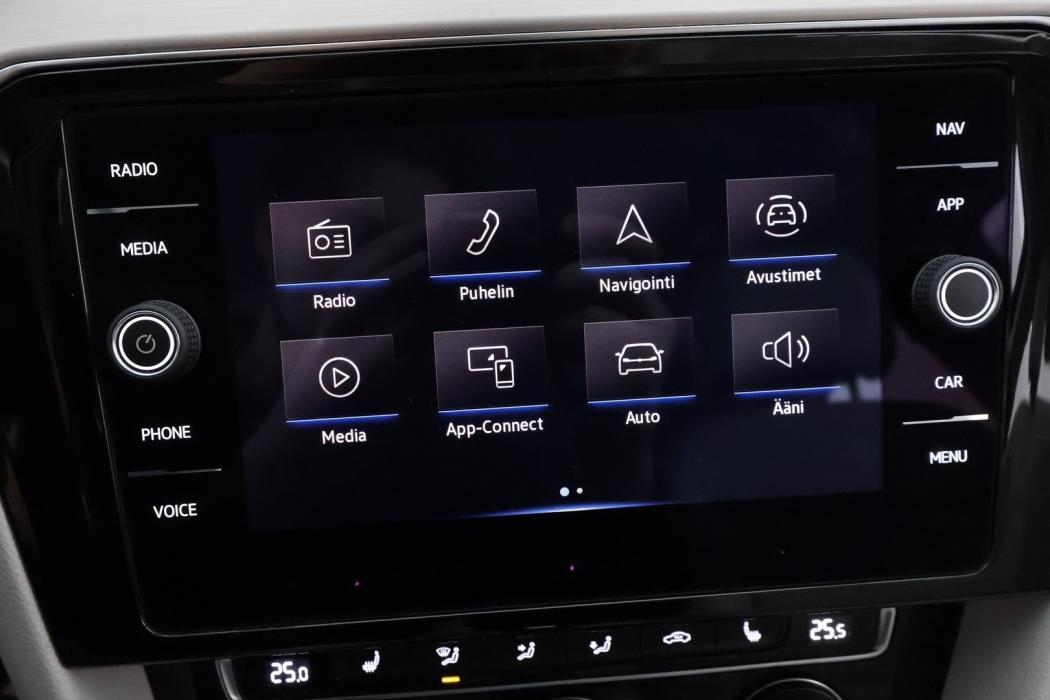 VOLKSWAGEN Passat 2020