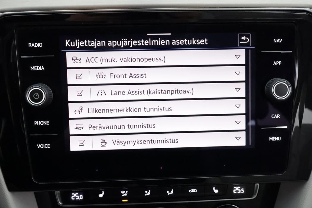 VOLKSWAGEN Passat 2020