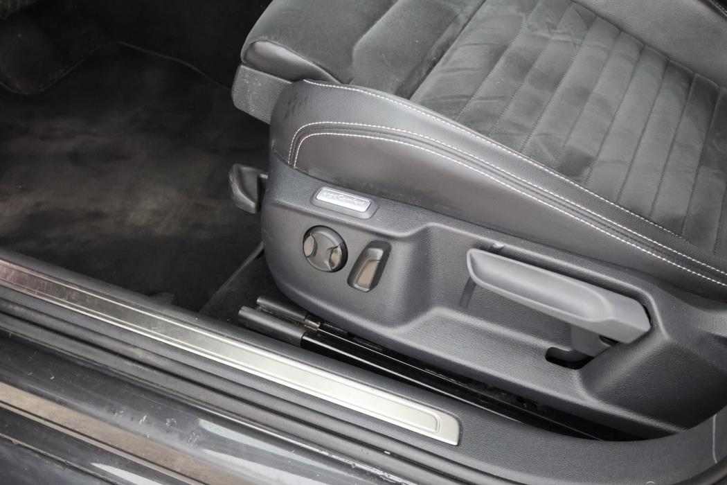 VOLKSWAGEN Passat 2020