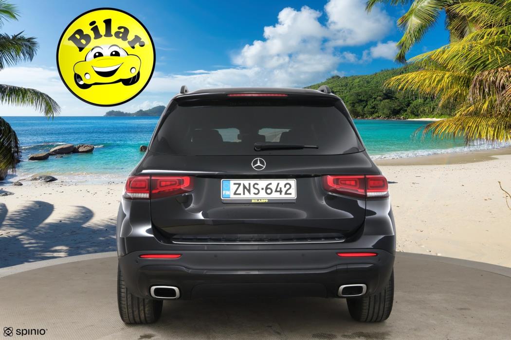 MERCEDES-BENZ GLB 2021