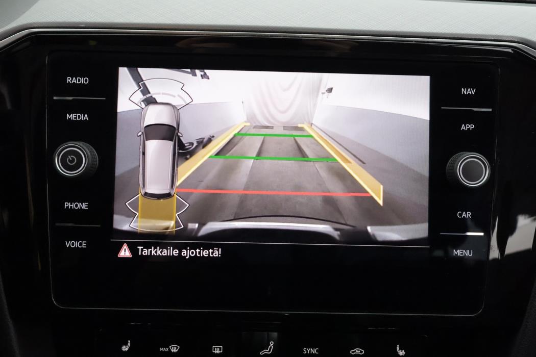 VOLKSWAGEN Passat 2021