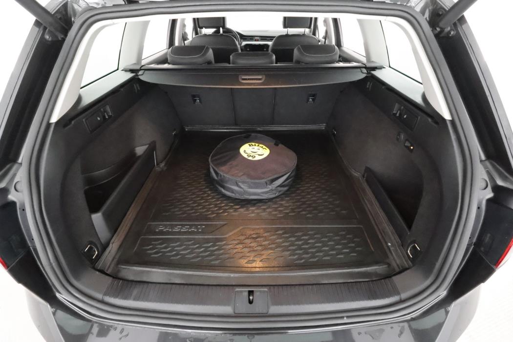 VOLKSWAGEN Passat 2021