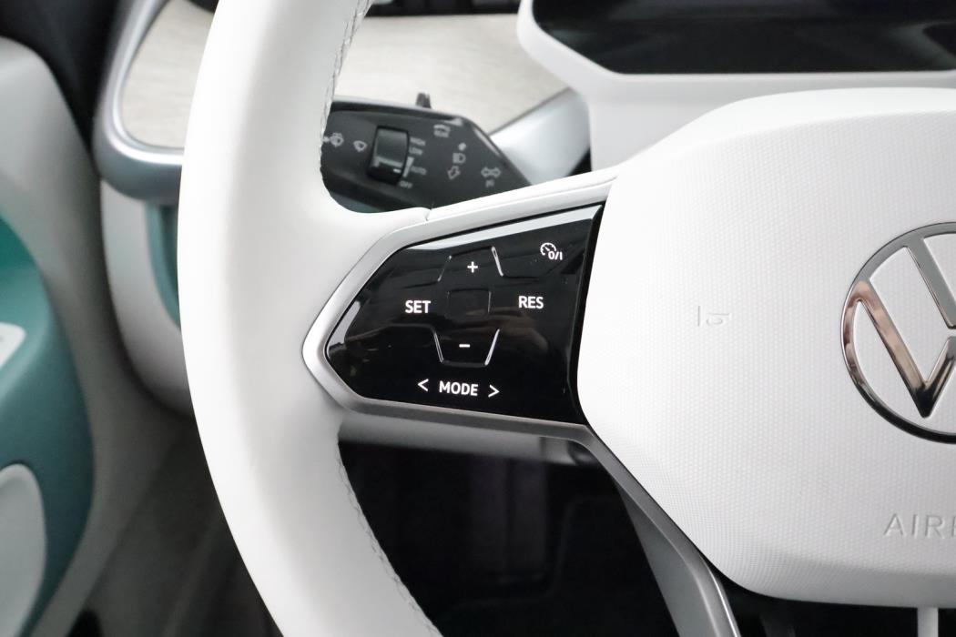 VOLKSWAGEN ID. Buzz 2023