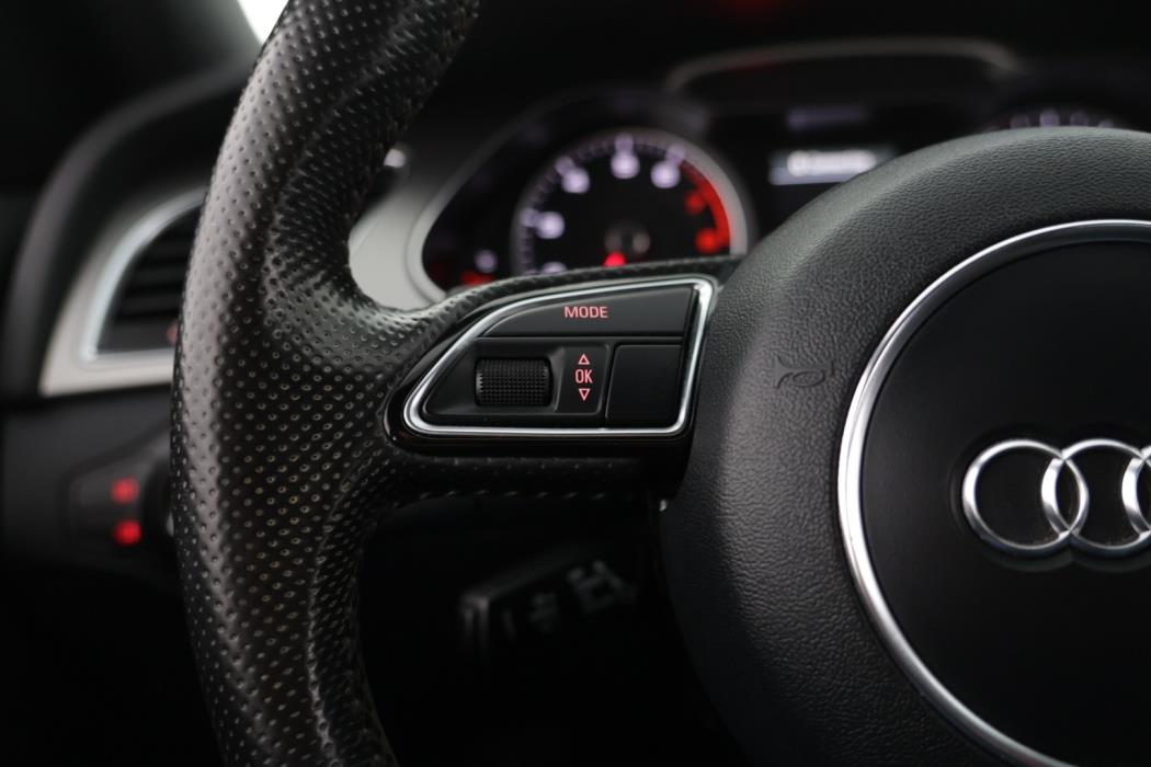 AUDI A4 2012