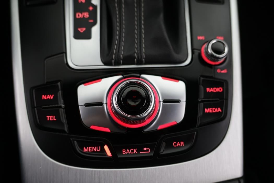 AUDI A4 2012
