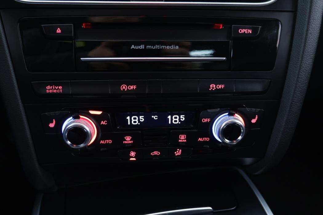 AUDI A4 2012