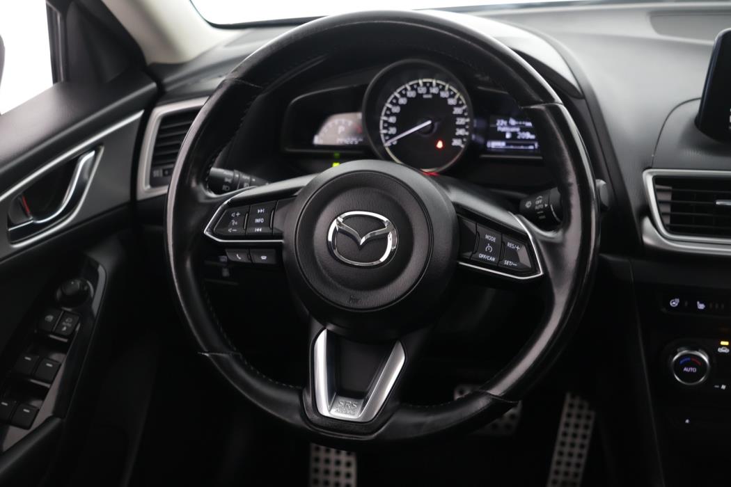 MAZDA 3 2017