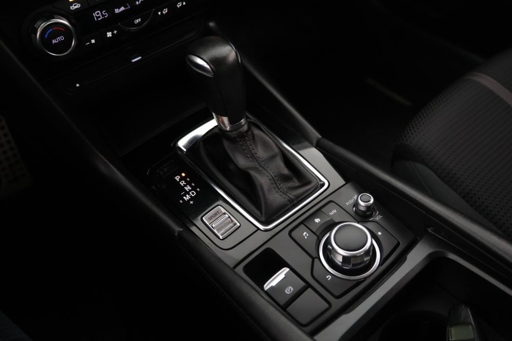 MAZDA 3 2017