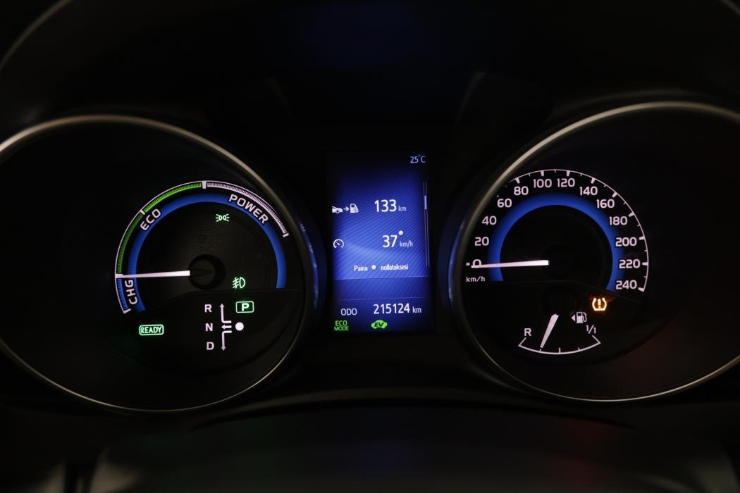 TOYOTA Auris 2017