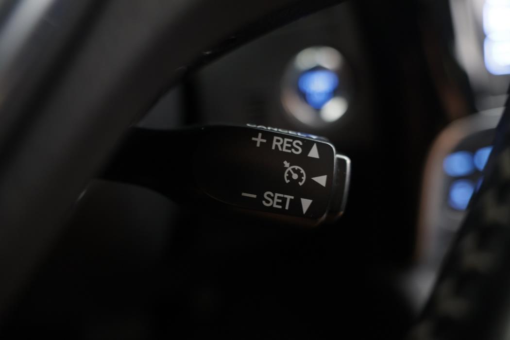 TOYOTA Auris 2017
