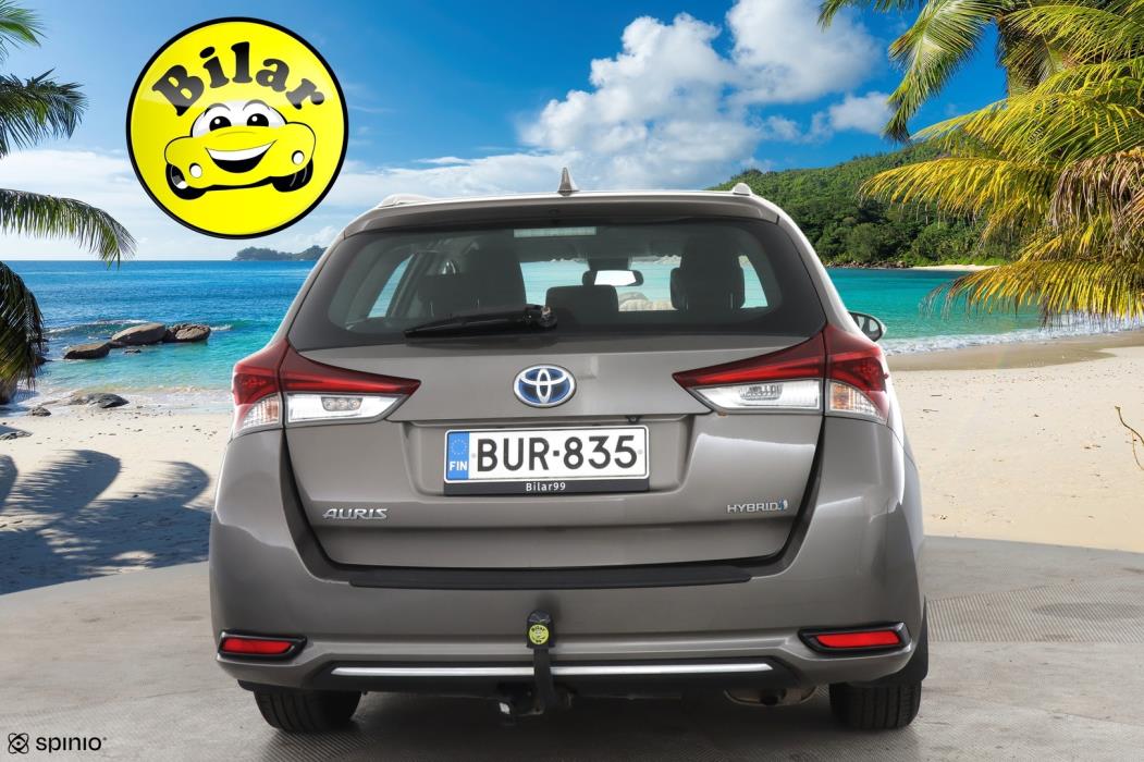 TOYOTA Auris 2017