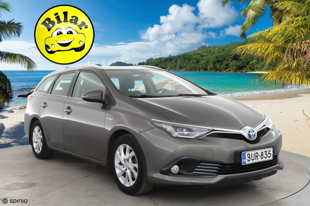 TOYOTA Auris 2017