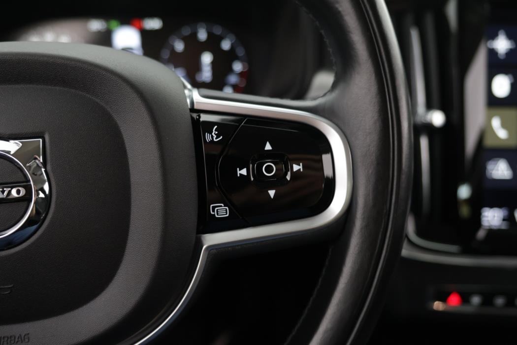 VOLVO S90 2019