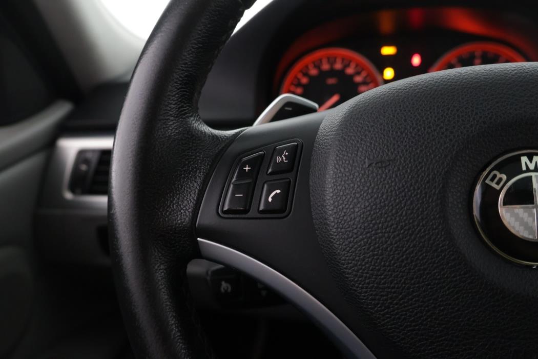 BMW 335 2011