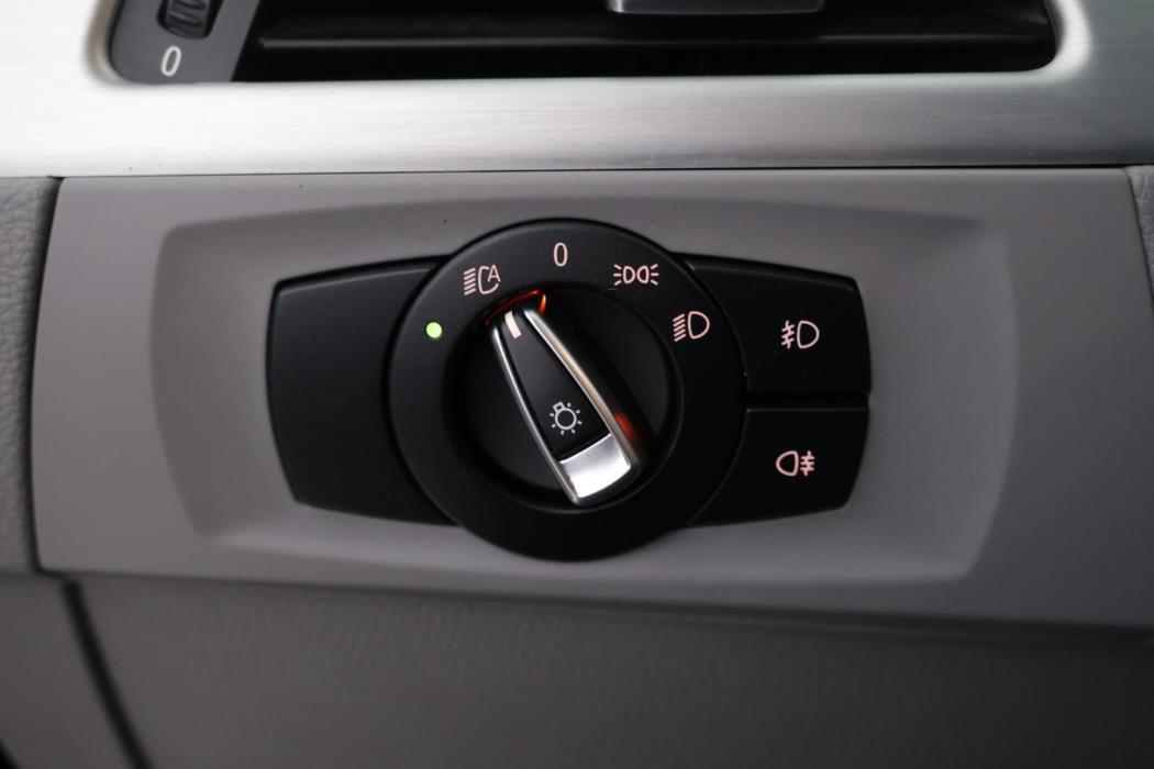 BMW 335 2011