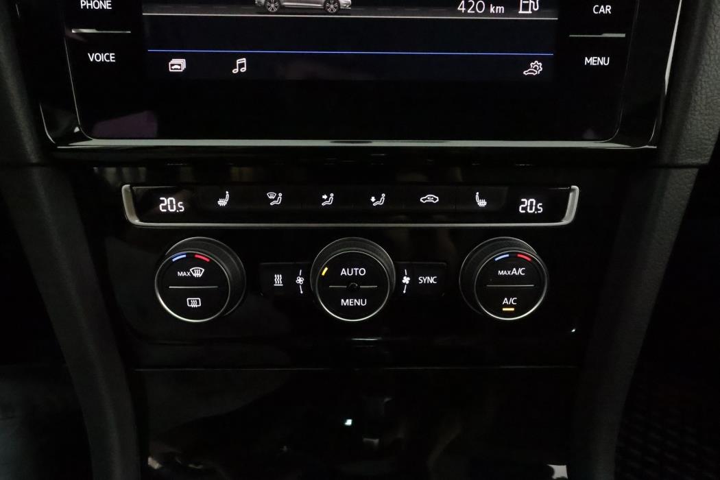 VOLKSWAGEN Golf 2019